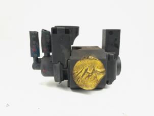 Gebruikte Omvormer Audi S6 Avant (C7) 4.0 V8 TFSI Prijs € 22,49 Margeregeling aangeboden door GEJO Revisie & Onderdelen BV