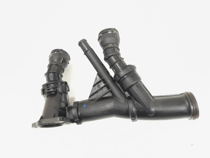 Gebruikte Thermostaathuis Volkswagen Golf VII (AUA) 2.0 GTD 16V Prijs € 13,00 Margeregeling aangeboden door GEJO Revisie & Onderdelen BV