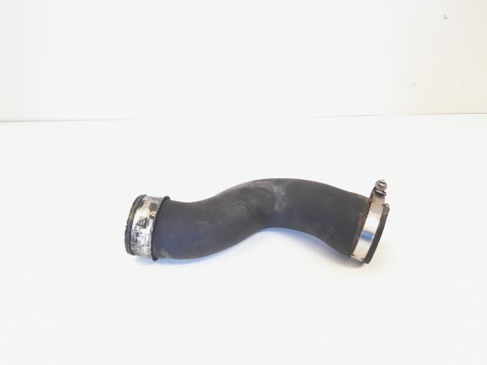 Gebruikte Intercooler Slang Volkswagen Golf VI (5K1) 2.0 GTI 16V Prijs € 13,00 Margeregeling aangeboden door GEJO Revisie & Onderdelen BV