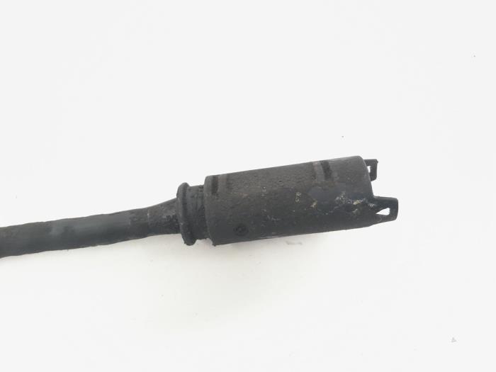 Lambda Sonde van een BMW 3 serie (E46/4) 316i 2000