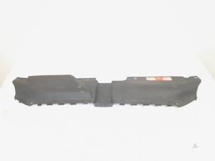 Gebruikte Afdekplaat diversen Volkswagen Golf VI (5K1) 1.4 TSI 122 16V Prijs € 12,00 Margeregeling aangeboden door GEJO Revisie & Onderdelen BV