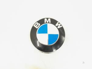 Gebruikte Embleem BMW X5 (E70) 30d xDrive 3.0 24V Prijs € 14,99 Margeregeling aangeboden door GEJO Revisie & Onderdelen BV