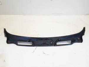 Gebruikte Paravent BMW 3 serie Touring (E91) 318d 16V Prijs € 13,49 Margeregeling aangeboden door GEJO Revisie & Onderdelen BV