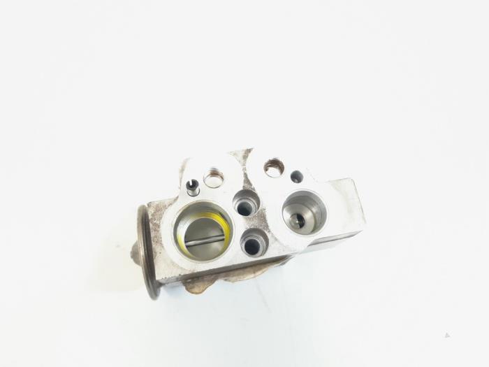 Gebruikte Airco expansieklep Volkswagen Touran (1T1/T2) 1.4 16V TSI 140 Prijs € 9,00 Margeregeling aangeboden door GEJO Revisie & Onderdelen BV