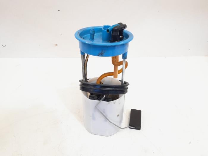 Gebruikte Tank element Pomp Volkswagen Touran (1T1/T2) 1.4 16V TSI 140 Prijs € 25,00 Margeregeling aangeboden door GEJO Revisie & Onderdelen BV