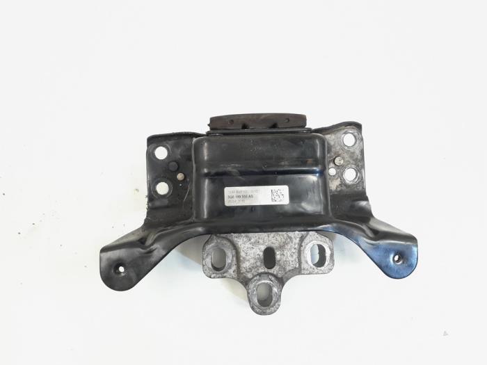 Gebruikte Versnellingsbak Steun Volkswagen Golf VII (AUA) 2.0 GTI 16V Performance Package Prijs € 14,00 Margeregeling aangeboden door GEJO Revisie & Onderdelen BV