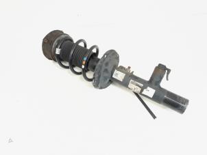 Gebruikte Veerpoot links-voor Volkswagen Golf VII (AUA) 2.0 GTI 16V Performance Package Prijs € 180,00 Margeregeling aangeboden door GEJO Revisie & Onderdelen BV