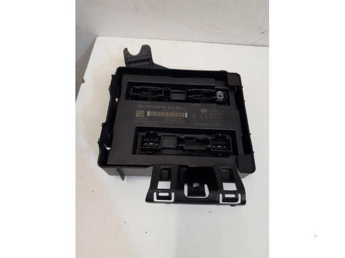Gebruikte Computer Body Control Audi A6 Avant (C7) 3.0 TDI V6 24V Quattro Prijs € 94,00 Margeregeling aangeboden door GEJO Revisie & Onderdelen BV