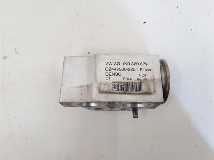 Gebruikte Airco expansieklep Volkswagen Passat (362) 2.0 TDI 16V 170 Prijs € 9,00 Margeregeling aangeboden door GEJO Revisie & Onderdelen BV