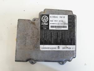 Gebruikte Module Airbag Volkswagen Passat (362) 2.0 TDI 16V 170 Prijs € 34,99 Margeregeling aangeboden door GEJO Revisie & Onderdelen BV
