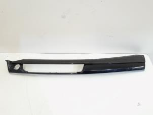 Gebruikte Dashboard sierlijst BMW X5 (F15) xDrive 40d 3.0 24V Prijs € 75,00 Margeregeling aangeboden door GEJO Revisie & Onderdelen BV