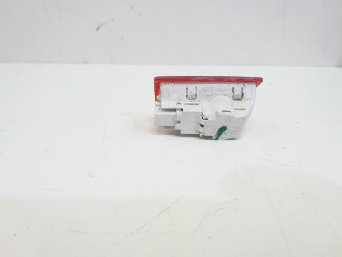 Instapverlichting van een Mercedes-Benz C Estate (S205) C-180 BlueTEC, C-180 d 1.6 16V 2014