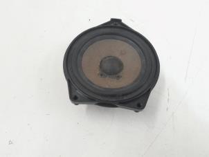 Gebruikte Luidspreker Mercedes C Estate (S205) C-180 BlueTEC, C-180 d 1.6 16V Prijs € 18,00 Margeregeling aangeboden door GEJO Revisie & Onderdelen BV