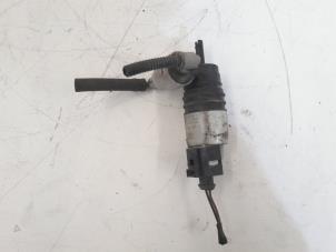 Gebruikte Ruitensproeierpomp voor Mercedes C Estate (S205) C-180 BlueTEC, C-180 d 1.6 16V Prijs € 13,99 Margeregeling aangeboden door GEJO Revisie & Onderdelen BV