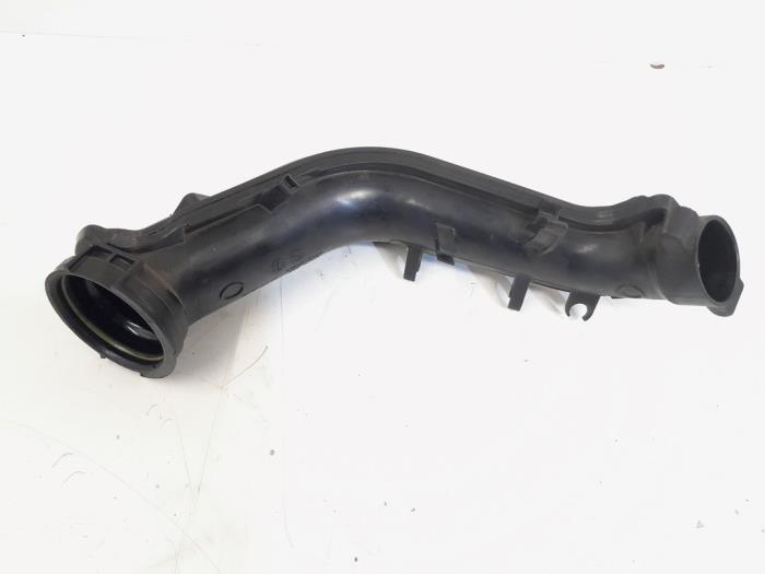 Gebruikte Intercooler Buis Volkswagen Golf VI (5K1) 1.4 TSI 122 16V Prijs € 7,00 Margeregeling aangeboden door GEJO Revisie & Onderdelen BV