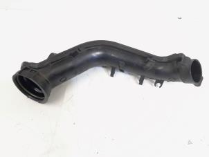 Gebruikte Intercooler Buis Volkswagen Golf VI (5K1) 1.4 TSI 122 16V Prijs € 7,00 Margeregeling aangeboden door GEJO Revisie & Onderdelen BV