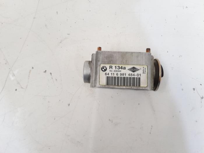 Gebruikte Airco expansieklep BMW 3 serie (E90) 318d 16V Prijs € 22,00 Margeregeling aangeboden door GEJO Revisie & Onderdelen BV