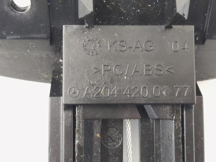 Handrem schakelaar van een Mercedes-Benz C Estate (S204) 2.2 C-200 CDI 16V . 2008