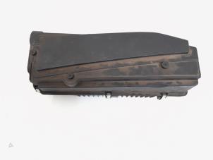 Gebruikte Luchtfilterhuis Mercedes C Estate (S204) 2.2 C-200 CDI 16V . Prijs € 21,00 Margeregeling aangeboden door GEJO Revisie & Onderdelen BV