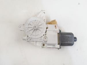 Gebruikte Motor electrisch raam Mercedes ML II (164/4JG) 3.0 ML-280 CDI 4-Matic V6 24V Prijs € 9,99 Margeregeling aangeboden door GEJO Revisie & Onderdelen BV