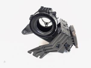 Gebruikte Chaufagebak Mercedes ML II (164/4JG) 3.0 ML-280 CDI 4-Matic V6 24V Prijs € 29,95 Margeregeling aangeboden door GEJO Revisie & Onderdelen BV