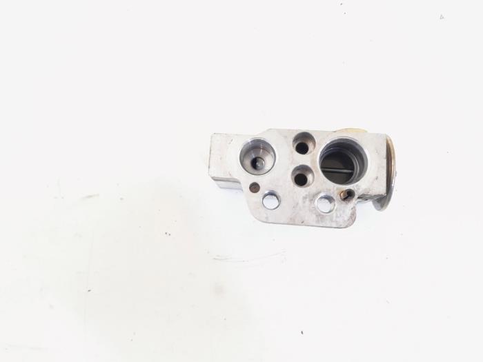 Gebruikte Airco expansieklep Audi Q3 (8UB/8UG) 2.0 TDI 16V 140 Quattro Prijs € 20,00 Margeregeling aangeboden door GEJO Revisie & Onderdelen BV