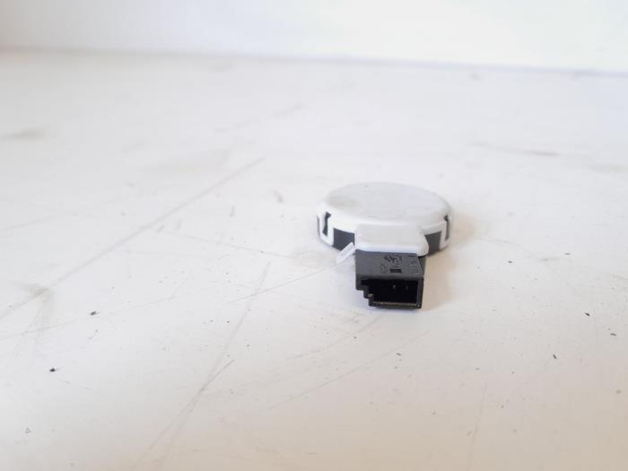 Regensensor van een Ford Ranger 2.2 TDCi 16V 150 4x4 2014