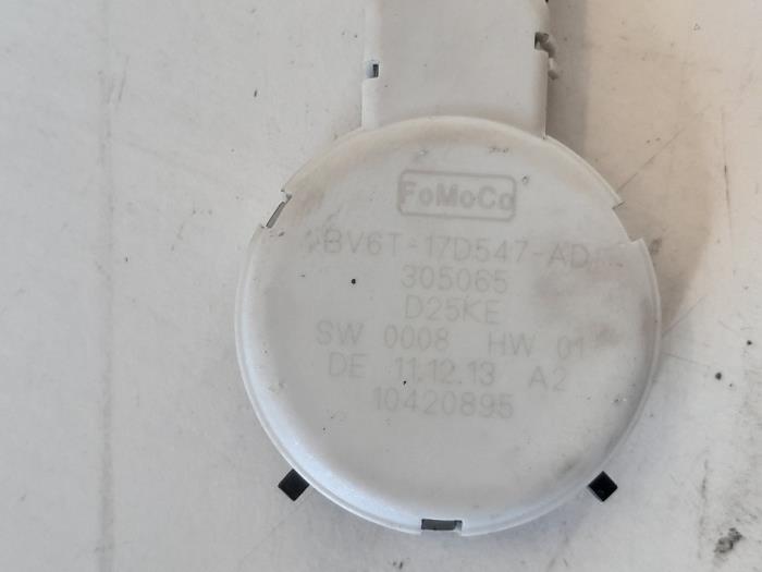 Regensensor van een Ford Ranger 2.2 TDCi 16V 150 4x4 2014