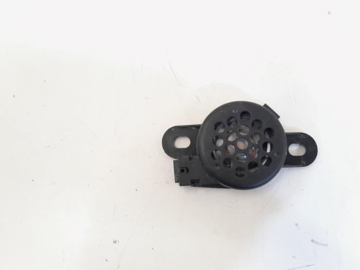 Gebruikte Luidspreker Audi RS 6 Avant (C7) 4.0 V8 TFSI 32V Prijs € 4,95 Margeregeling aangeboden door GEJO Revisie & Onderdelen BV