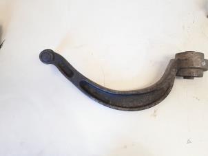 Gebruikte Draagarm onder rechts-voor Audi RS 6 Avant (C7) 4.0 V8 TFSI 32V Prijs € 28,95 Margeregeling aangeboden door GEJO Revisie & Onderdelen BV