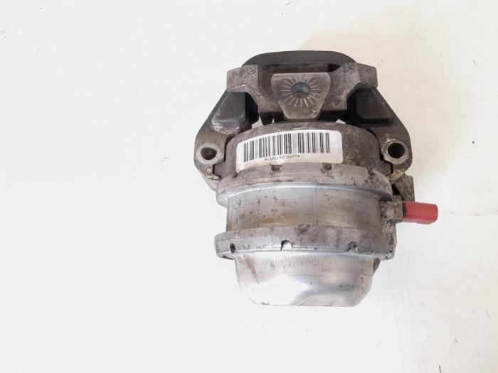 Gebruikte Motorrubber Audi RS 6 Avant (C7) 4.0 V8 TFSI 32V Prijs € 195,00 Margeregeling aangeboden door GEJO Revisie & Onderdelen BV