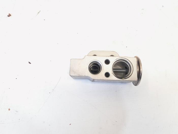 Gebruikte Airco expansieklep Audi A4 Avant (B8) 2.0 TDI 16V Prijs € 30,00 Margeregeling aangeboden door GEJO Revisie & Onderdelen BV