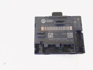 Gebruikte Centrale Deurvergrendelings Module Audi A8 (D4) 4.2 TDI V8 32V Quattro Prijs € 32,00 Margeregeling aangeboden door GEJO Revisie & Onderdelen BV