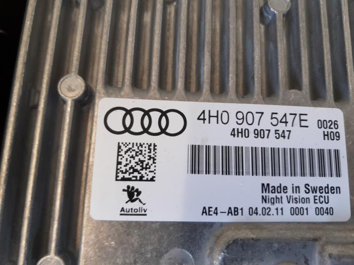 Computer Diversen van een Audi A8 (D4) 4.2 TDI V8 32V Quattro 2011