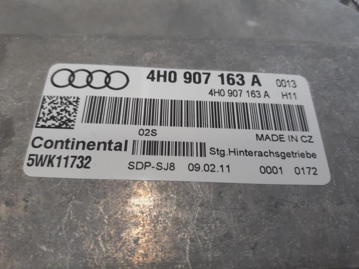 Computer 4x4 van een Audi A8 (D4) 4.2 TDI V8 32V Quattro 2011