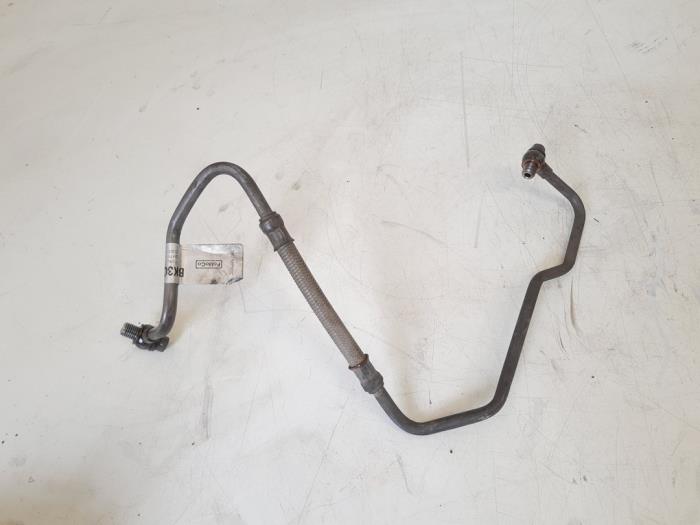 Oliedruk Leiding van een Ford Ranger 2.2 TDCi 16V 150 4x4 2014