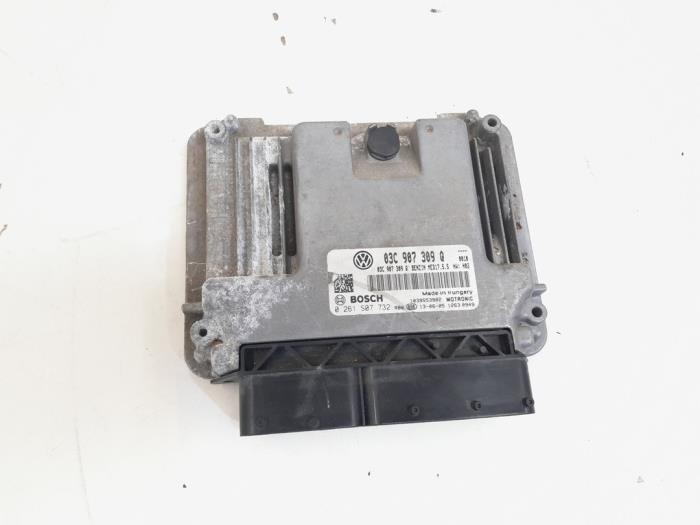Inspuitcomputer van een Volkswagen Touran (1T3) 1.4 16V TSI 140 2014