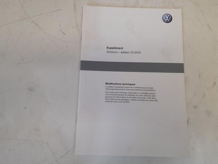 Instructie Boekje van een Volkswagen Scirocco (137/13AD) 1.4 TSI 122 16V 2011