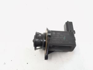 Gebruikte Diversen Volkswagen Scirocco (137/13AD) 1.4 TSI 122 16V Prijs € 12,00 Margeregeling aangeboden door GEJO Revisie & Onderdelen BV