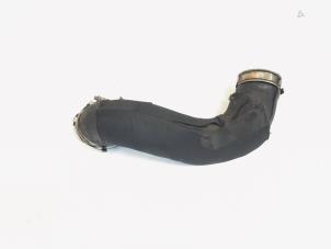 Gebruikte Intercooler Slang Audi A4 Avant (B8) 3.0 TDI V6 24V Quattro Prijs € 9,00 Margeregeling aangeboden door GEJO Revisie & Onderdelen BV