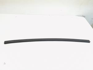 Gebruikte Motorkaprubber Audi A5 (8T3) 3.0 TDI V6 24V Quattro Prijs € 4,00 Margeregeling aangeboden door GEJO Revisie & Onderdelen BV