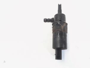 Gebruikte Koplamp Sproeier Audi A4 Avant (B8) 1.8 TFSI 16V Prijs € 4,00 Margeregeling aangeboden door GEJO Revisie & Onderdelen BV