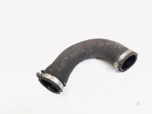 Gebruikte Intercooler Slang Audi A4 Avant (B8) 1.8 TFSI 16V Prijs € 9,00 Margeregeling aangeboden door GEJO Revisie & Onderdelen BV