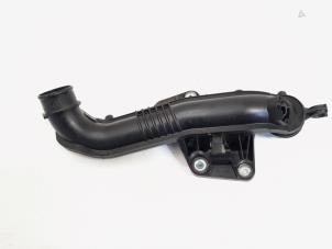 Gebruikte Intercooler Buis Audi A4 Avant (B8) 1.8 TFSI 16V Prijs € 9,00 Margeregeling aangeboden door GEJO Revisie & Onderdelen BV