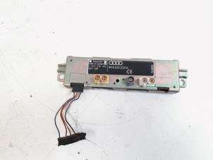 Gebruikte Antenne Versterker Audi A4 Avant (B8) 1.8 TFSI 16V Prijs € 6,95 Margeregeling aangeboden door GEJO Revisie & Onderdelen BV