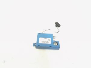 Gebruikte Antenne Versterker Landrover Range Rover Sport (LS) 2.7 TDV6 24V Prijs € 17,50 Margeregeling aangeboden door GEJO Revisie & Onderdelen BV