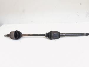 Gebruikte Cardanas rechts-voor (VWA) Landrover Range Rover Sport (LS) 2.7 TDV6 24V Prijs € 35,00 Margeregeling aangeboden door GEJO Revisie & Onderdelen BV