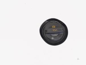 Gebruikte Olie vulpijp Audi RS 3 Sportback (8VA/8VF) 2.5 TFSI 20V Quattro Prijs € 15,00 Margeregeling aangeboden door GEJO Revisie & Onderdelen BV