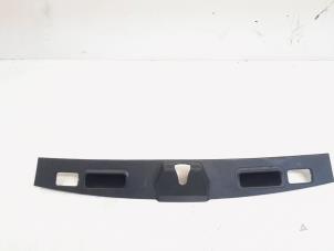 Gebruikte Afdekplaat diversen Mercedes ML II (164/4JG) 3.0 ML-280 CDI 4-Matic V6 24V Prijs € 19,00 Margeregeling aangeboden door GEJO Revisie & Onderdelen BV