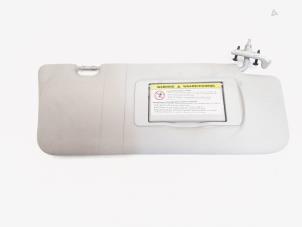 Gebruikte Zonneklep Mercedes ML II (164/4JG) 3.0 ML-280 CDI 4-Matic V6 24V Prijs € 30,00 Margeregeling aangeboden door GEJO Revisie & Onderdelen BV